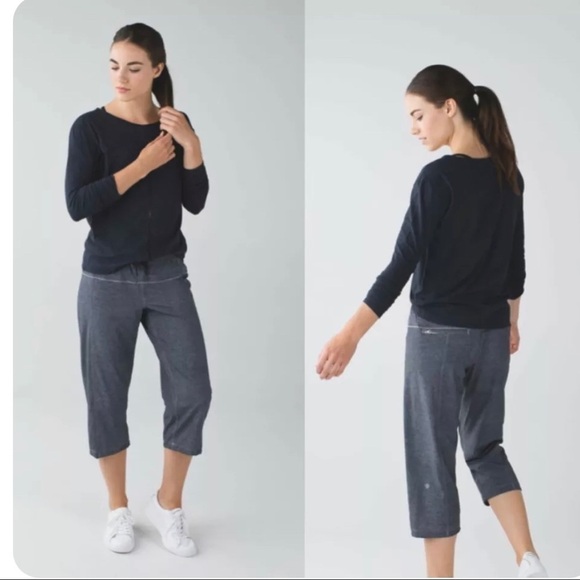 𝅺lululemon Step Lively Heathered Grey Crop Pants Women’s Size 4 - Picture 1 of 12